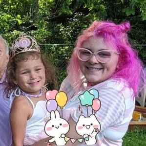 Meet your Posher, Cristina